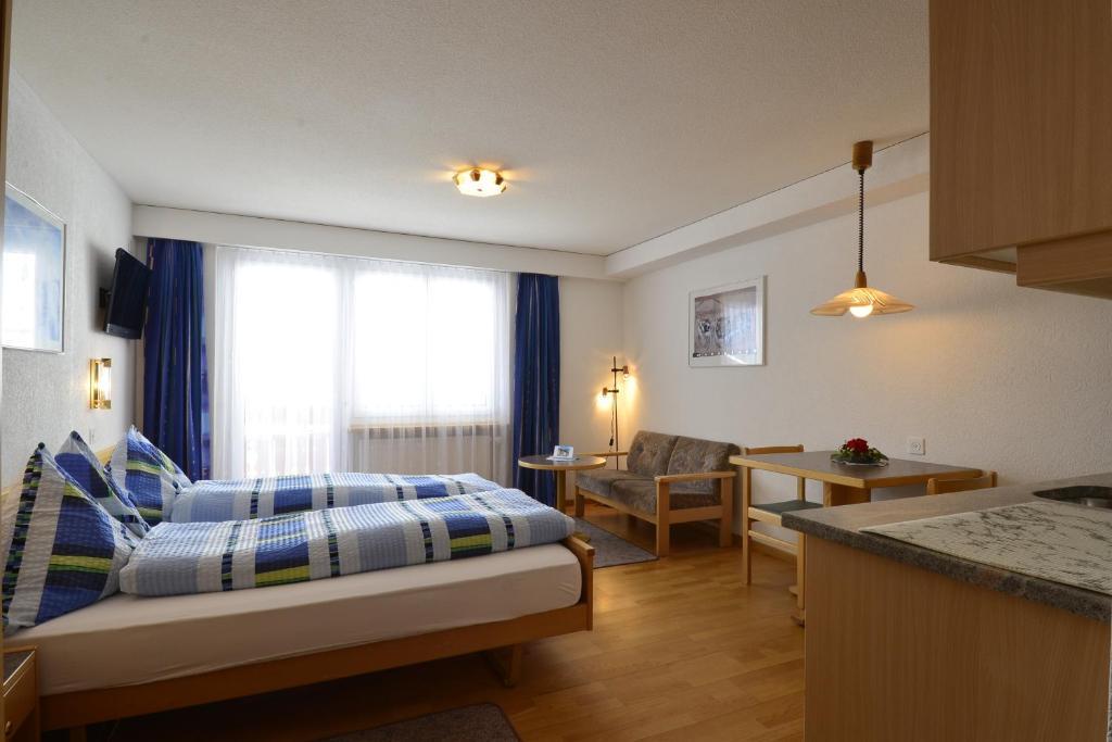 Haus Orion Apartman Saas Fee Szoba fotó